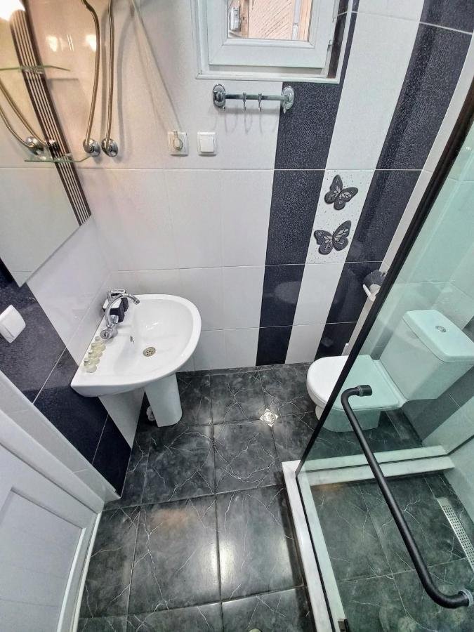 Aparthotel Rioni 库塔伊西 外观 照片