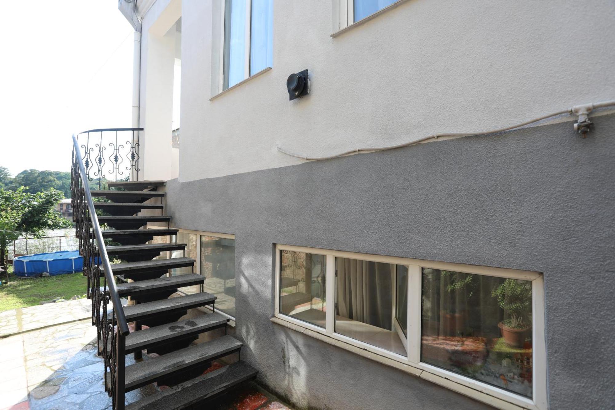 Aparthotel Rioni 库塔伊西 外观 照片